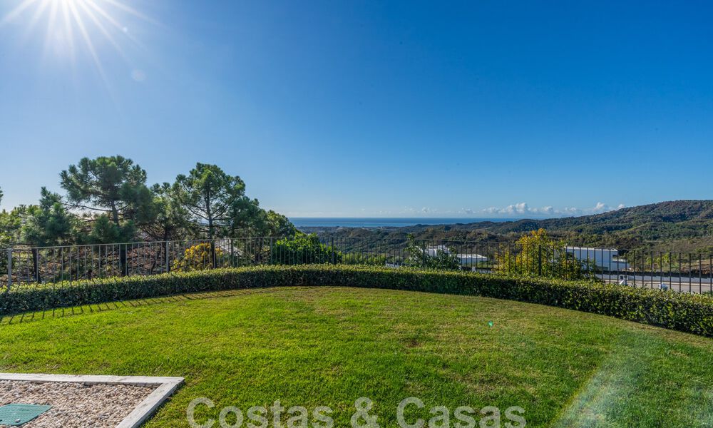 Villa de luxe de style méditerranéen à vendre avec vue panoramique sur la mer à Marbella - Benahavis 59888