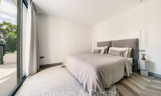 Villa de luxe rénovée de caractère avec vue sur la mer dans une communauté fermée à vendre à Nueva Andalucia, Marbella 60001 