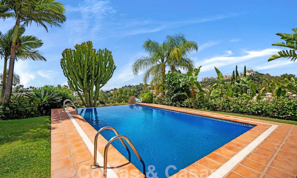Spacieuse villa de luxe à vendre, adjacente à un parcours de golf de prestigieux dans le complexe de golf La Quinta, Benahavis - Marbella 59782