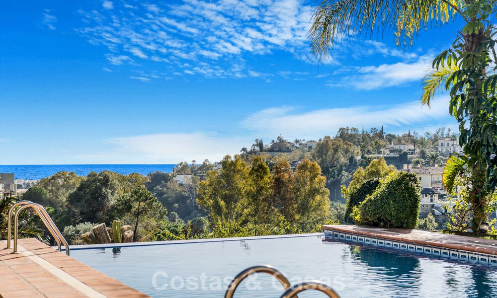 Spacieuse villa de luxe à vendre, adjacente à un parcours de golf de prestigieux dans le complexe de golf La Quinta, Benahavis - Marbella 774239