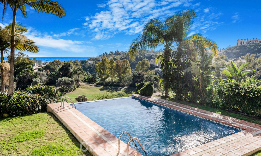 Spacieuse villa de luxe à vendre, adjacente à un parcours de golf de prestigieux dans le complexe de golf La Quinta, Benahavis - Marbella 774241