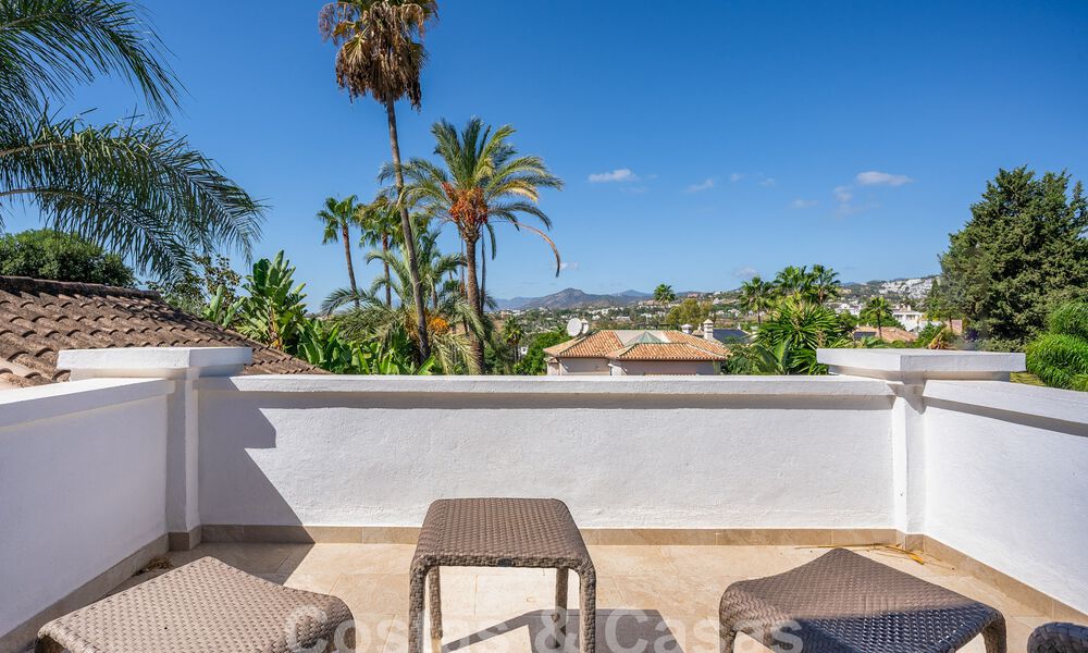 Villa contemporaine andalouse de luxe à vendre dans un environnement de golf haut de gamme à Nueva Andalucia, Marbella 59920