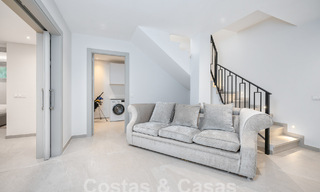 Villa contemporaine andalouse de luxe à vendre dans un environnement de golf haut de gamme à Nueva Andalucia, Marbella 59921 