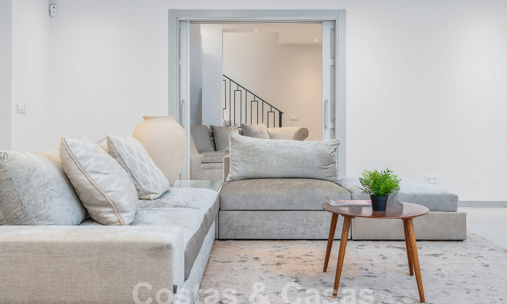 Villa contemporaine andalouse de luxe à vendre dans un environnement de golf haut de gamme à Nueva Andalucia, Marbella 59922