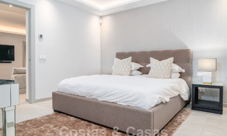 Villa contemporaine andalouse de luxe à vendre dans un environnement de golf haut de gamme à Nueva Andalucia, Marbella 59929 