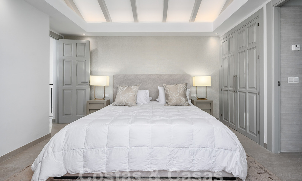 Villa contemporaine andalouse de luxe à vendre dans un environnement de golf haut de gamme à Nueva Andalucia, Marbella 59934