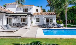 Villa contemporaine andalouse de luxe à vendre dans un environnement de golf haut de gamme à Nueva Andalucia, Marbella 59937 