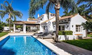 Villa contemporaine andalouse de luxe à vendre dans un environnement de golf haut de gamme à Nueva Andalucia, Marbella 59939 