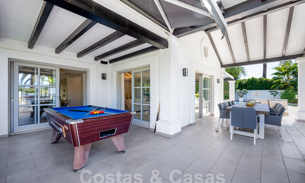 Villa contemporaine andalouse de luxe à vendre dans un environnement de golf haut de gamme à Nueva Andalucia, Marbella 59947