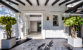 Villa contemporaine andalouse de luxe à vendre dans un environnement de golf haut de gamme à Nueva Andalucia, Marbella 59949 
