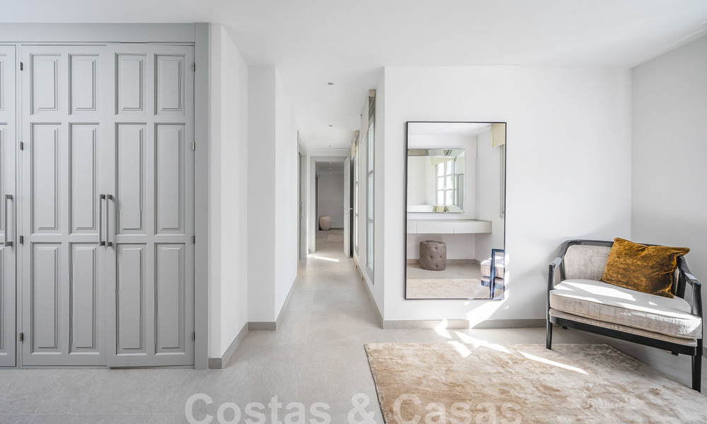 Villa contemporaine andalouse de luxe à vendre dans un environnement de golf haut de gamme à Nueva Andalucia, Marbella 59953