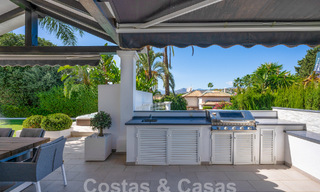 Villa contemporaine andalouse de luxe à vendre dans un environnement de golf haut de gamme à Nueva Andalucia, Marbella 59958 