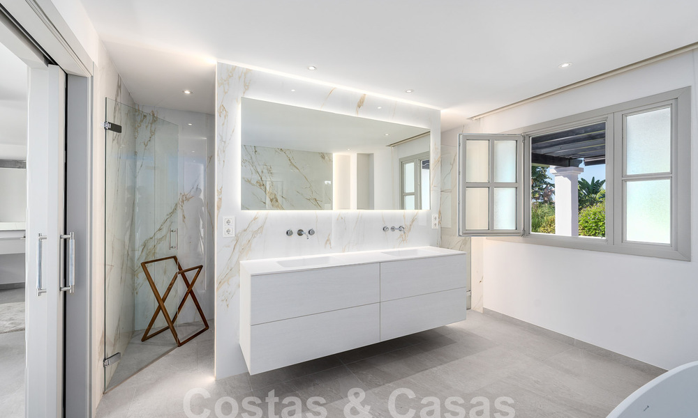 Villa contemporaine andalouse de luxe à vendre dans un environnement de golf haut de gamme à Nueva Andalucia, Marbella 59962