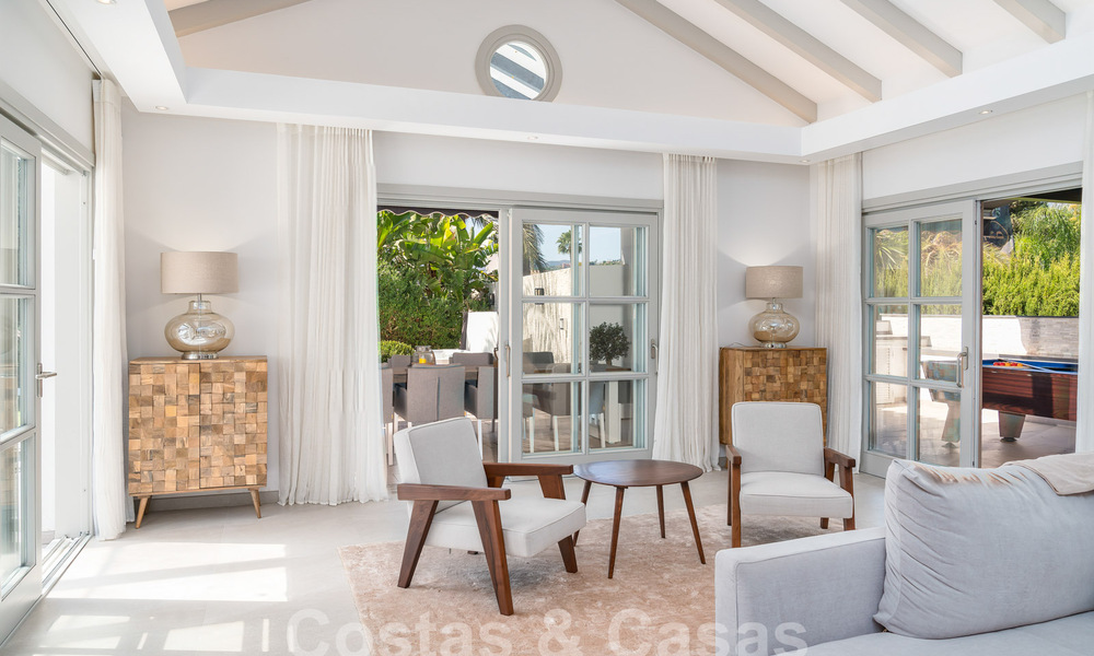 Villa contemporaine andalouse de luxe à vendre dans un environnement de golf haut de gamme à Nueva Andalucia, Marbella 59964