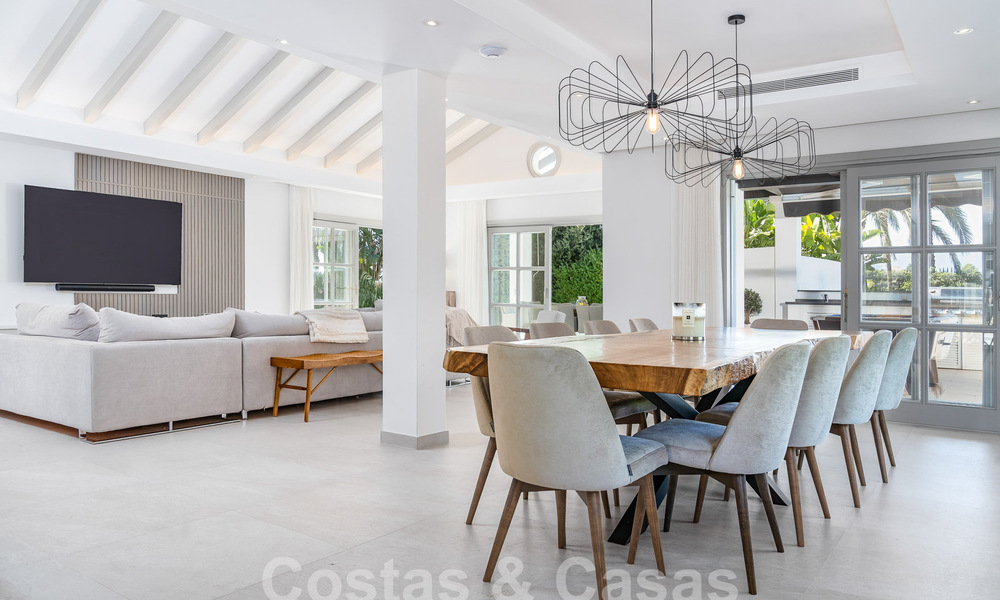 Villa contemporaine andalouse de luxe à vendre dans un environnement de golf haut de gamme à Nueva Andalucia, Marbella 59966