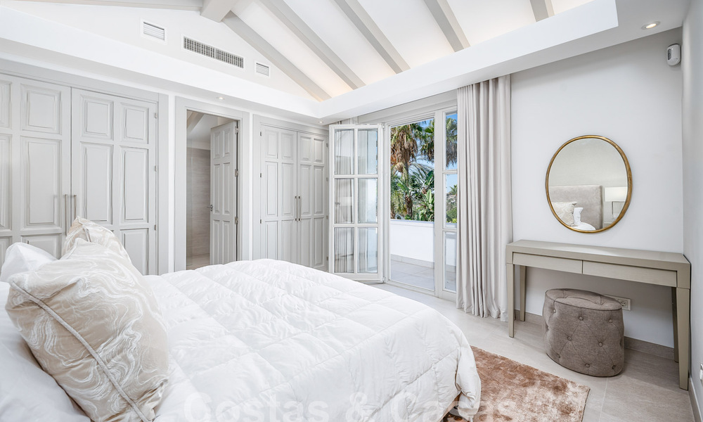 Villa contemporaine andalouse de luxe à vendre dans un environnement de golf haut de gamme à Nueva Andalucia, Marbella 59970