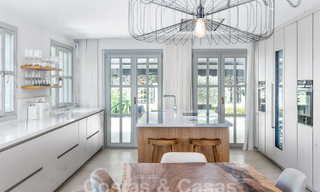 Villa contemporaine andalouse de luxe à vendre dans un environnement de golf haut de gamme à Nueva Andalucia, Marbella 59975 