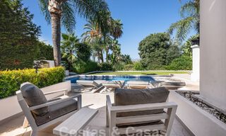 Villa contemporaine andalouse de luxe à vendre dans un environnement de golf haut de gamme à Nueva Andalucia, Marbella 59977 