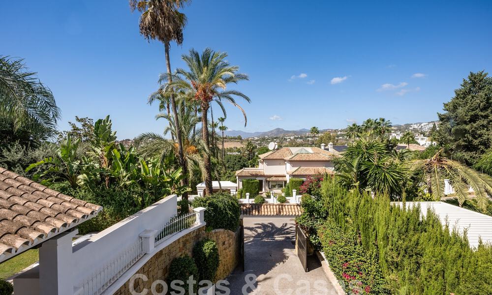 Villa contemporaine andalouse de luxe à vendre dans un environnement de golf haut de gamme à Nueva Andalucia, Marbella 59979
