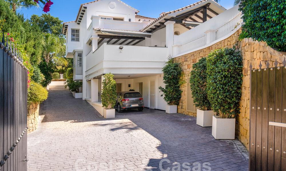 Villa contemporaine andalouse de luxe à vendre dans un environnement de golf haut de gamme à Nueva Andalucia, Marbella 59981