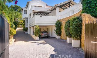 Villa contemporaine andalouse de luxe à vendre dans un environnement de golf haut de gamme à Nueva Andalucia, Marbella 59981 