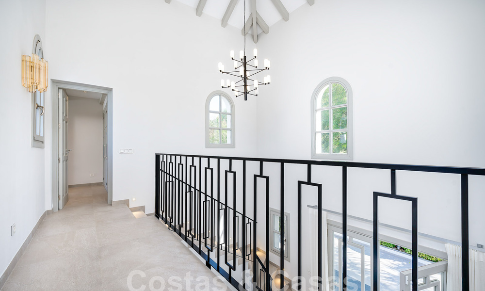 Villa contemporaine andalouse de luxe à vendre dans un environnement de golf haut de gamme à Nueva Andalucia, Marbella 59984