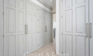 Villa contemporaine andalouse de luxe à vendre dans un environnement de golf haut de gamme à Nueva Andalucia, Marbella 59985 