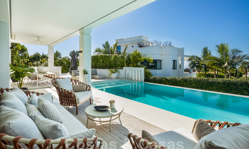 Villa de luxe au design moderniste à vendre sur le Golden Mile de Marbella 60042