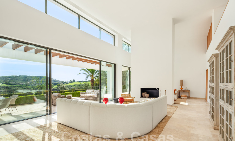 Villa de luxe moderniste à vendre, sur un terrain de golf primé de la Costa del Sol 59897