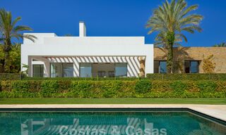 Villa de luxe moderniste à vendre, sur un terrain de golf primé de la Costa del Sol 59903 