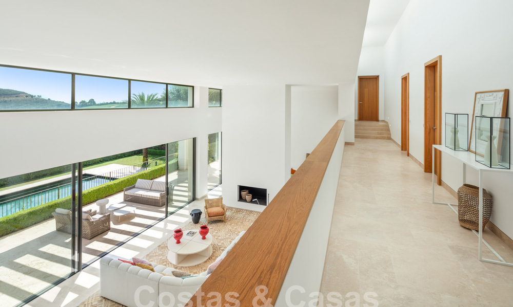 Villa de luxe moderniste à vendre, sur un terrain de golf primé de la Costa del Sol 59910