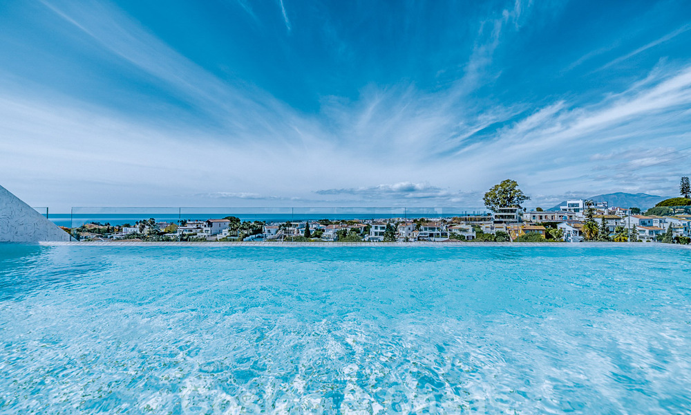 Villa boutique à vendre avec piscine à débordement et vue panoramique sur la mer à Nueva Andalucia, Marbella 59720