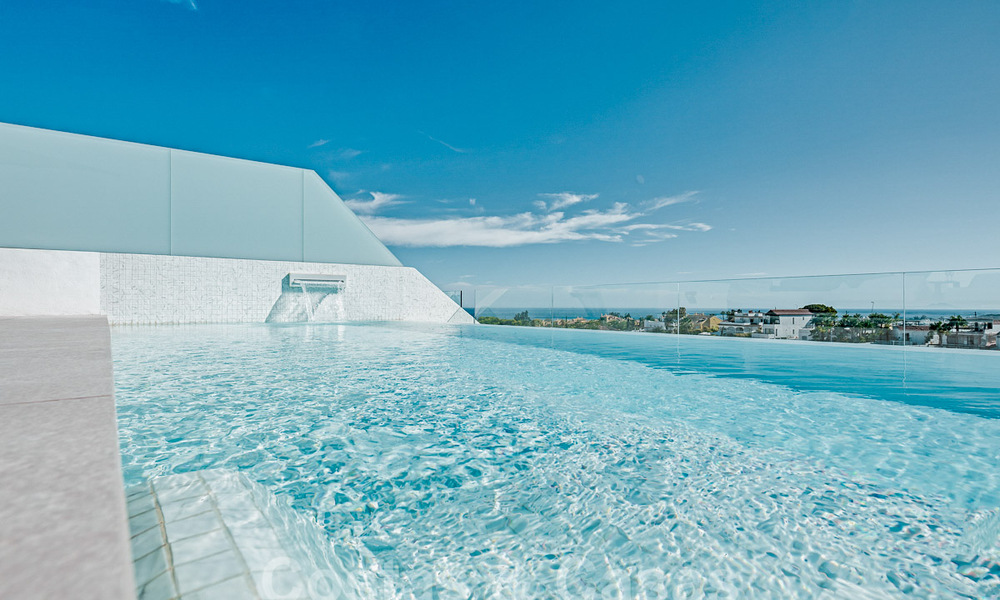 Villa boutique à vendre avec piscine à débordement et vue panoramique sur la mer à Nueva Andalucia, Marbella 59727