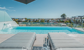 Villa boutique à vendre avec piscine à débordement et vue panoramique sur la mer à Nueva Andalucia, Marbella 59728 