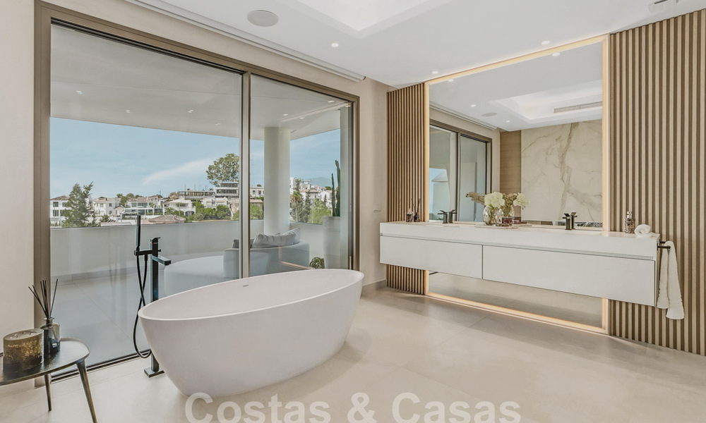 Villa boutique à vendre avec piscine à débordement et vue panoramique sur la mer à Nueva Andalucia, Marbella 59731