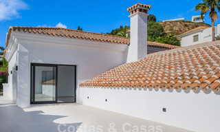 Villa de luxe de style architectural classique et andalou avec vue sur la mer à vendre sur le Nouveau Mille d'Or, Marbella - Estepona 60096 