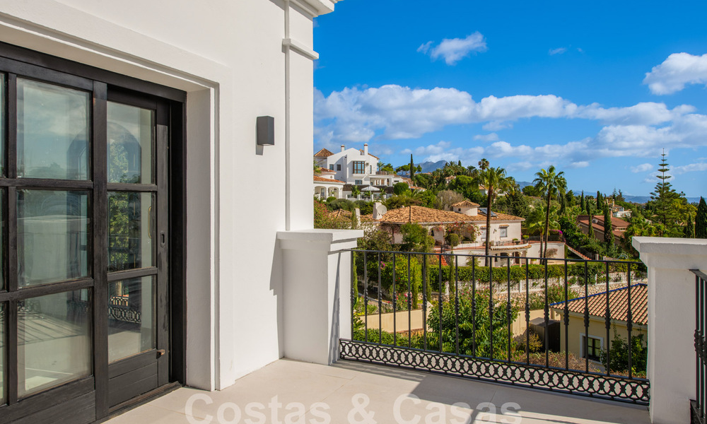 Villa de luxe de style architectural classique et andalou avec vue sur la mer à vendre sur le Nouveau Mille d'Or, Marbella - Estepona 60097