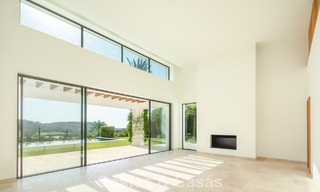 Villa contemporaine de luxe à vendre dans une station de golf de première ligne sur la Costa del Sol 60437 