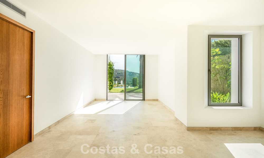 Villa contemporaine de luxe à vendre dans une station de golf de première ligne sur la Costa del Sol 60442