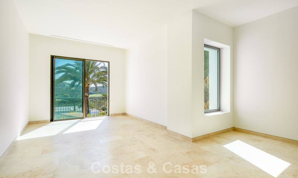 Villa contemporaine de luxe à vendre dans une station de golf de première ligne sur la Costa del Sol 60447