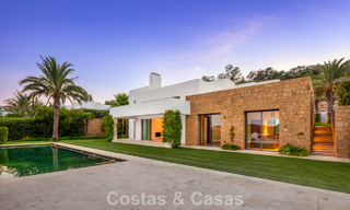 Villa contemporaine de luxe à vendre dans une station de golf de première ligne sur la Costa del Sol 60455 