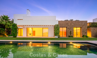 Villa contemporaine de luxe à vendre dans une station de golf de première ligne sur la Costa del Sol 60457 