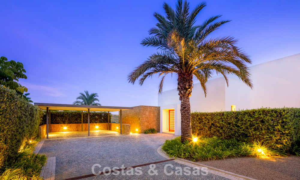 Villa contemporaine de luxe à vendre dans une station de golf de première ligne sur la Costa del Sol 60458