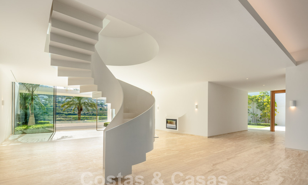 Villa design majestueuse à vendre sur un terrain de golf 5 étoiles sur la Costa del Sol 60115