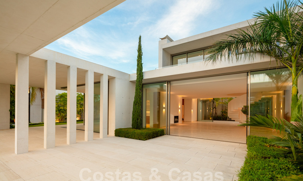 Villa design majestueuse à vendre sur un terrain de golf 5 étoiles sur la Costa del Sol 60130