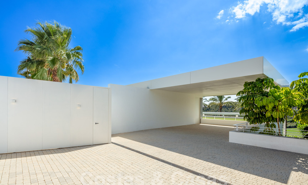 Villa de luxe sophistiquée à vendre à proximité d'un terrain de golf primé sur la Costa del Sol 60140