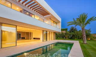 Villa design ultra-luxueuse à vendre dans une station de golf supérieure sur la Costa del Sol 60164 