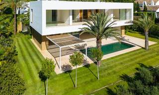 Villa design ultra-luxueuse à vendre dans une station de golf supérieure sur la Costa del Sol 60168 