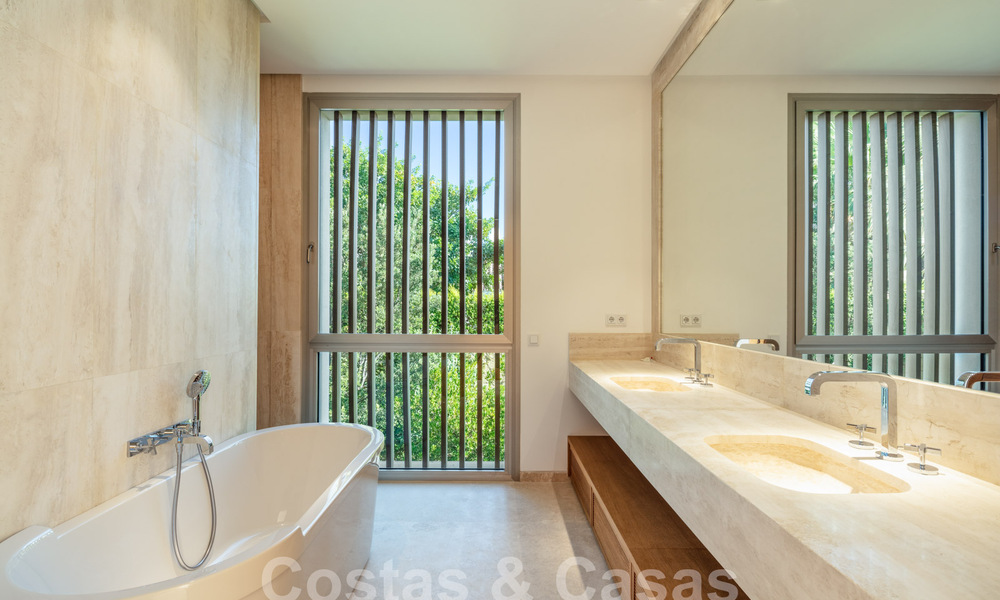 Villa design ultra-luxueuse à vendre dans une station de golf supérieure sur la Costa del Sol 60174