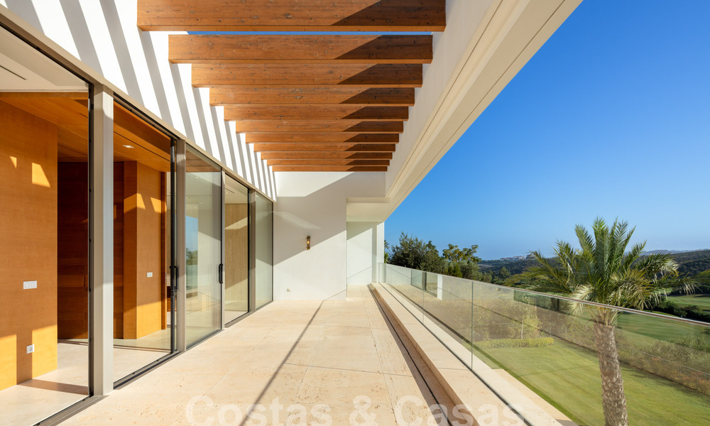 Villa design ultra-luxueuse à vendre dans une station de golf supérieure sur la Costa del Sol 60179